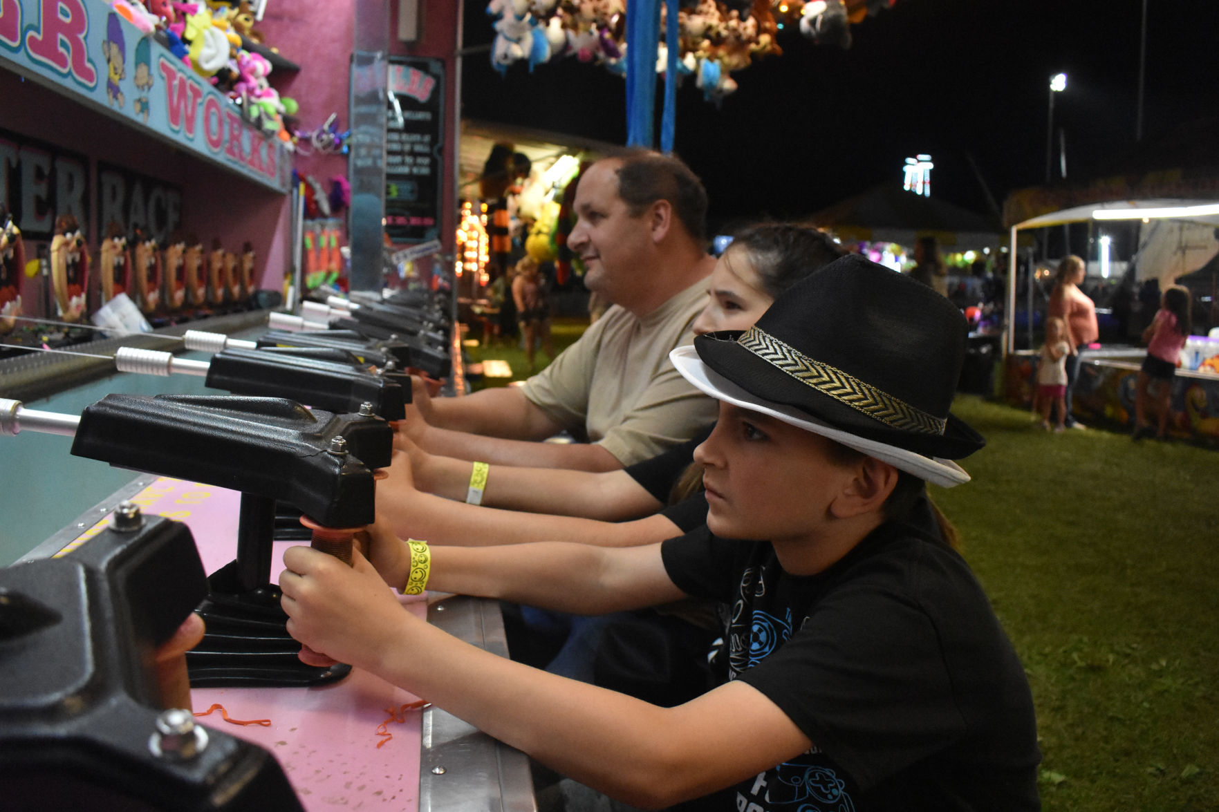 Water cannon game at the fair